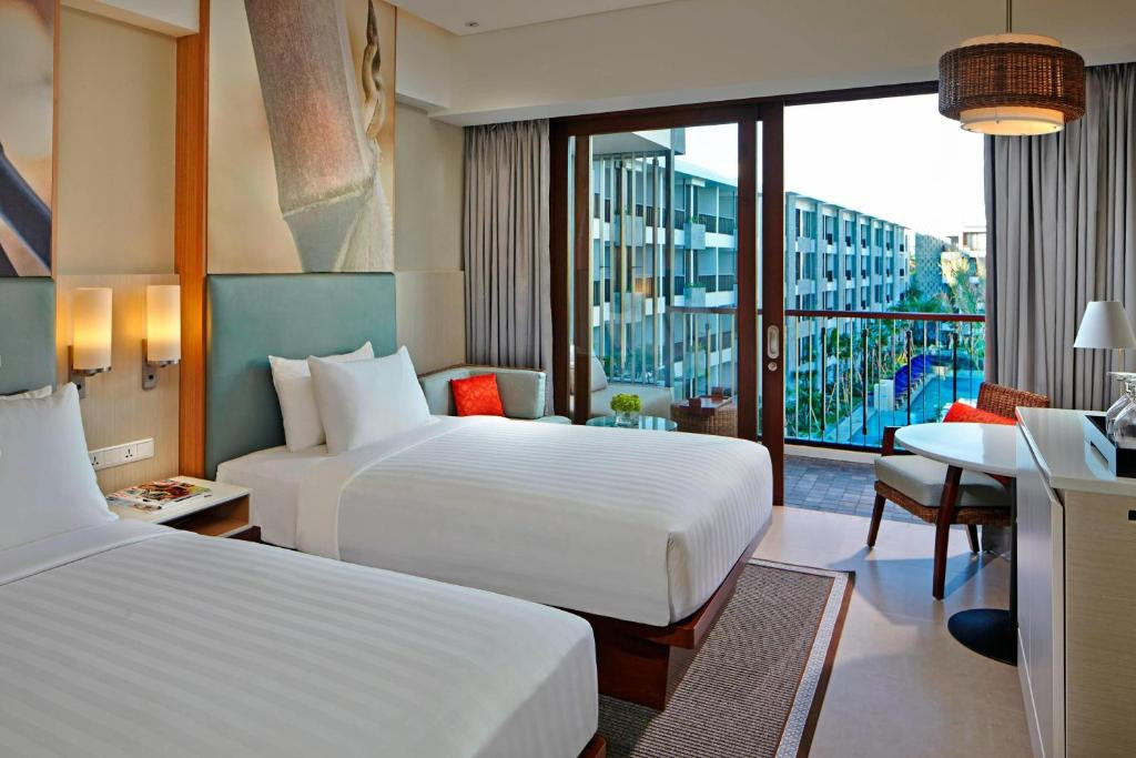 COURTYARD BY MARRIOTT BALI SEMINYAK 5*