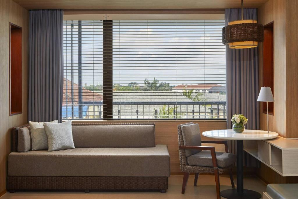 COURTYARD BY MARRIOTT BALI SEMINYAK 5*