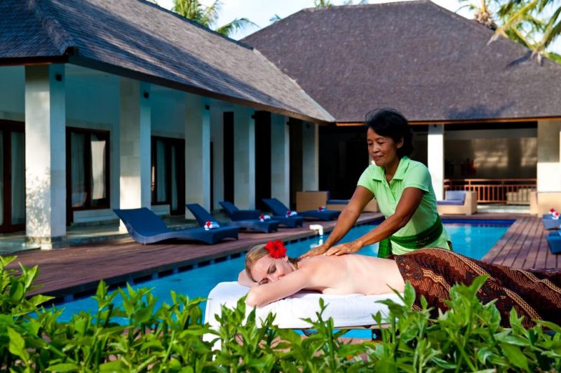 KELAPA LUXURY VILLAS 4*