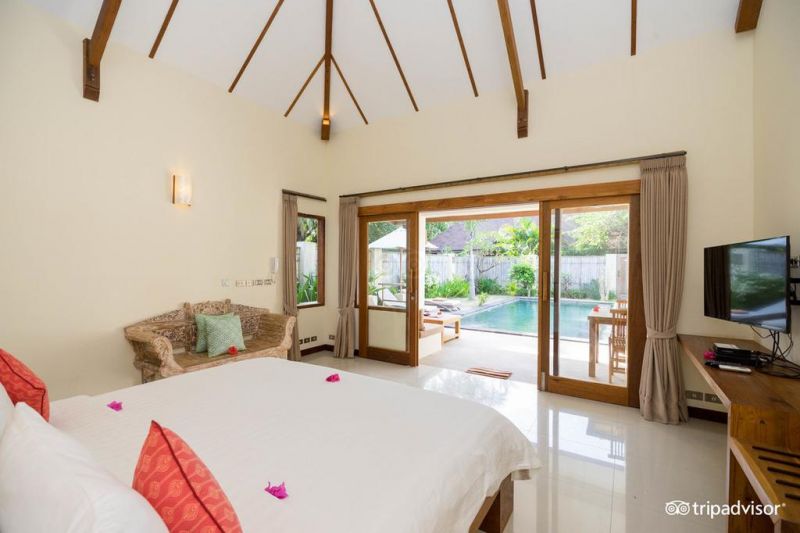 KELAPA LUXURY VILLAS 4*