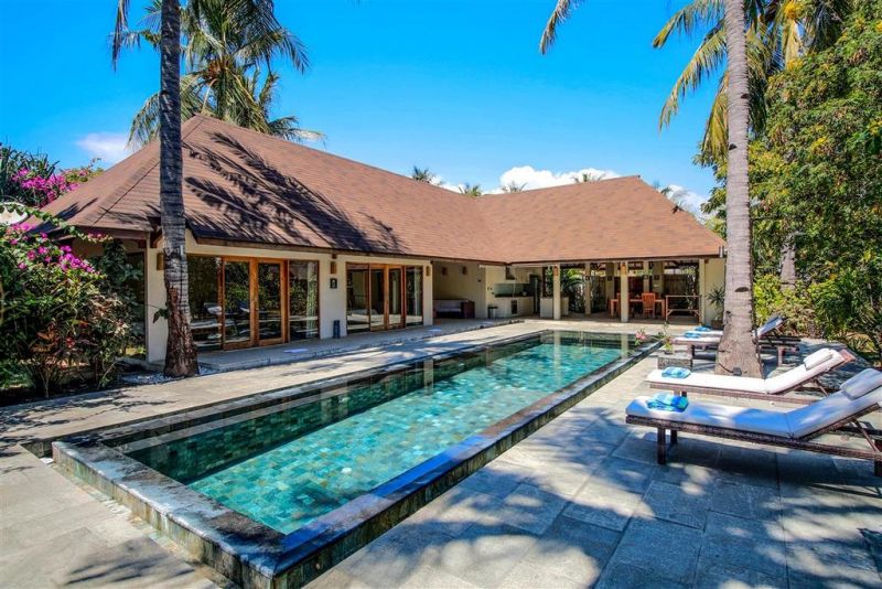 KELAPA LUXURY VILLAS 4*