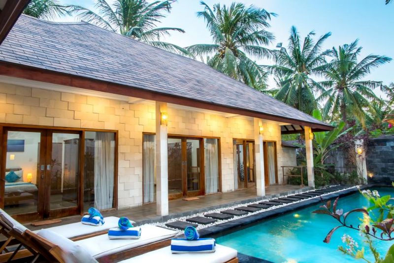 KELAPA LUXURY VILLAS 4*