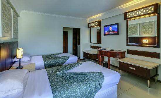 MAHARANI BEACH HOTEL 3*