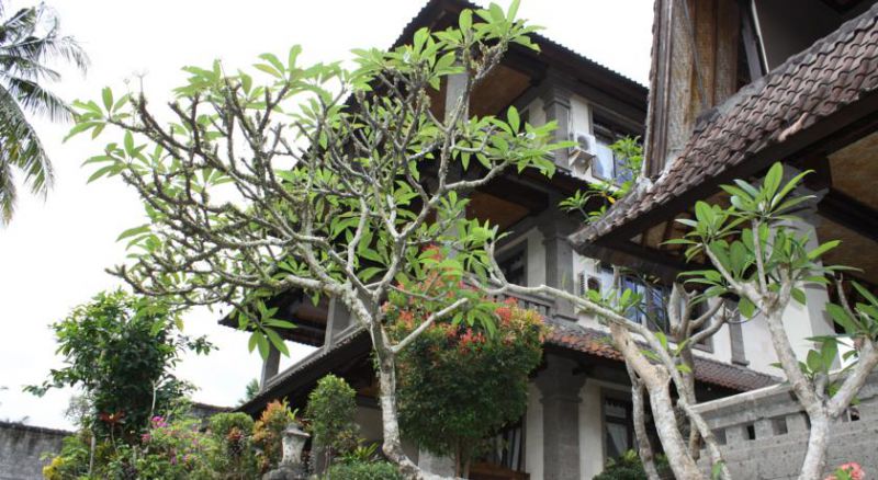 PANDE PERMAI BUNGALOWS 3*