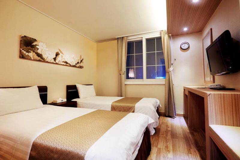 EULJIRO CO-OP RESIDENCE 3*