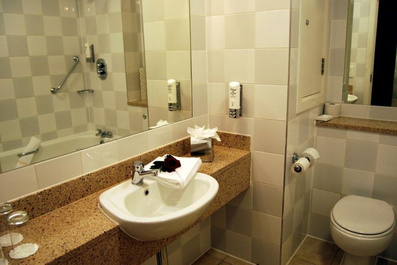 MALDRON HOTEL PARNELL SQUARE 3*