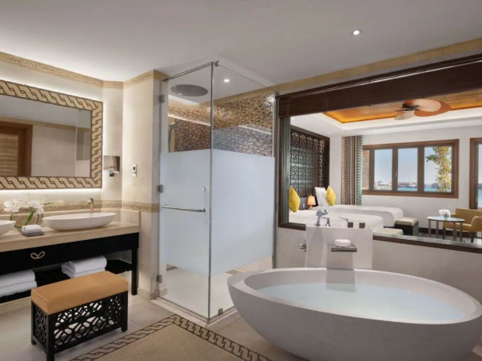 BANANA ISLAND RESORT BY ANANTARA 5*