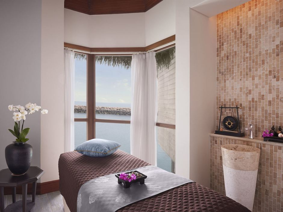 BANANA ISLAND RESORT BY ANANTARA 5*