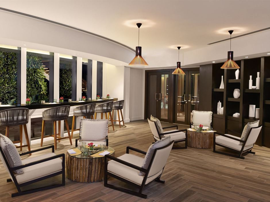 BANANA ISLAND RESORT BY ANANTARA 5*