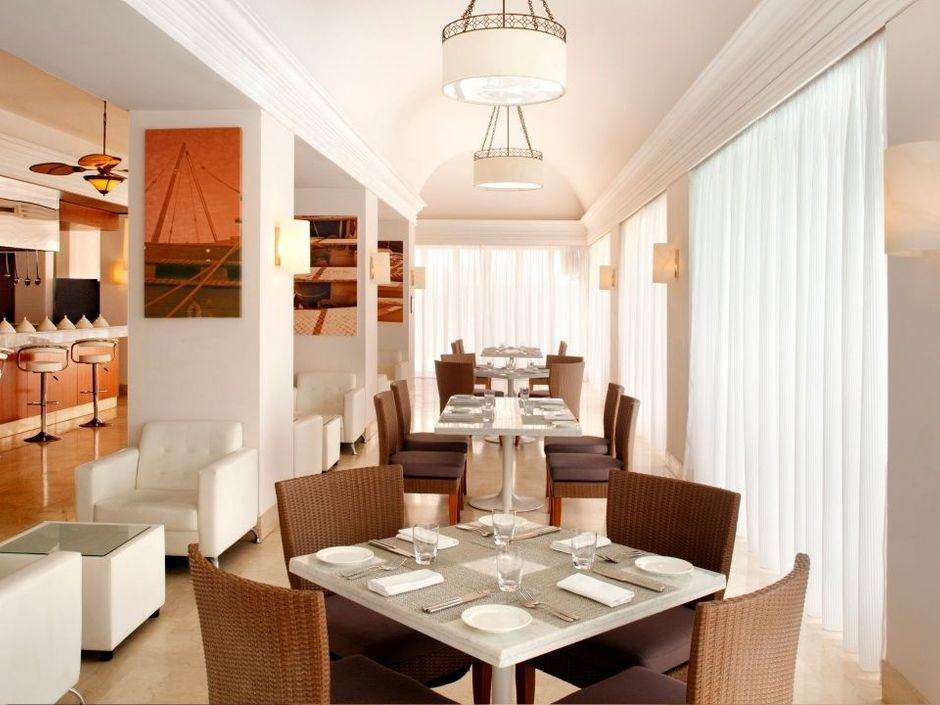 GRAND HYATT DOHA HOTEL & VILLAS 5*