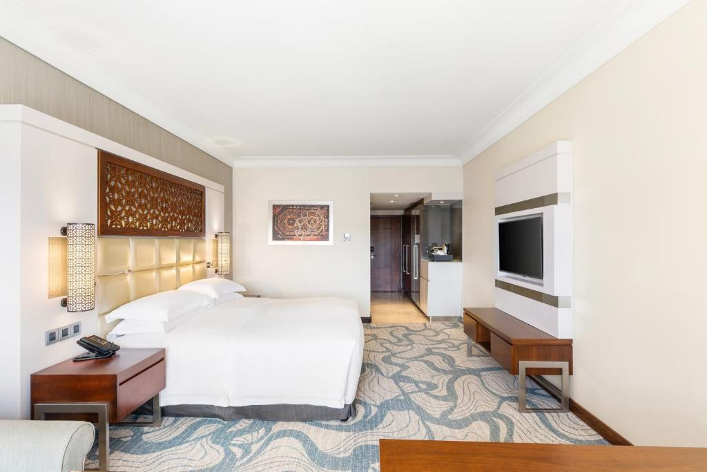 INTERCONTINENTAL DOHA BEACH & SPA 5*