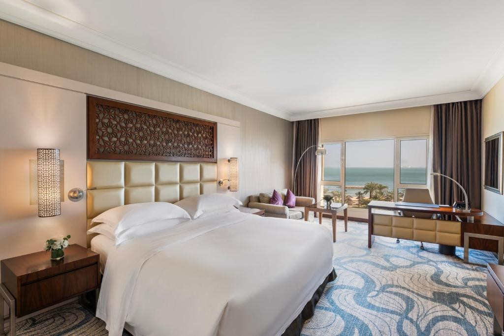 INTERCONTINENTAL DOHA BEACH & SPA 5*