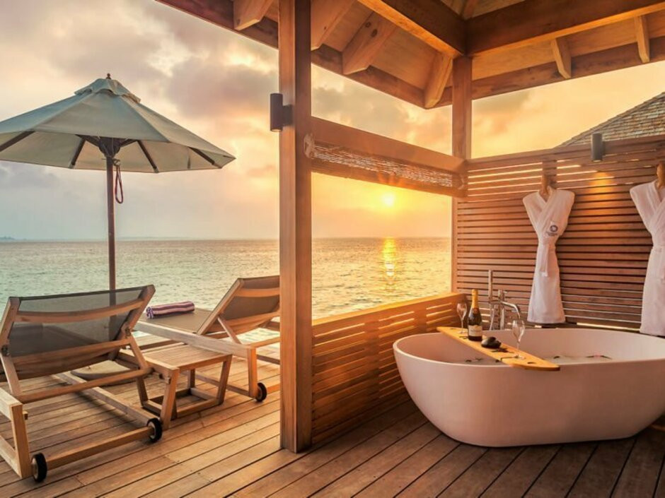 HURAWALHI ISLAND RESORT 5*
