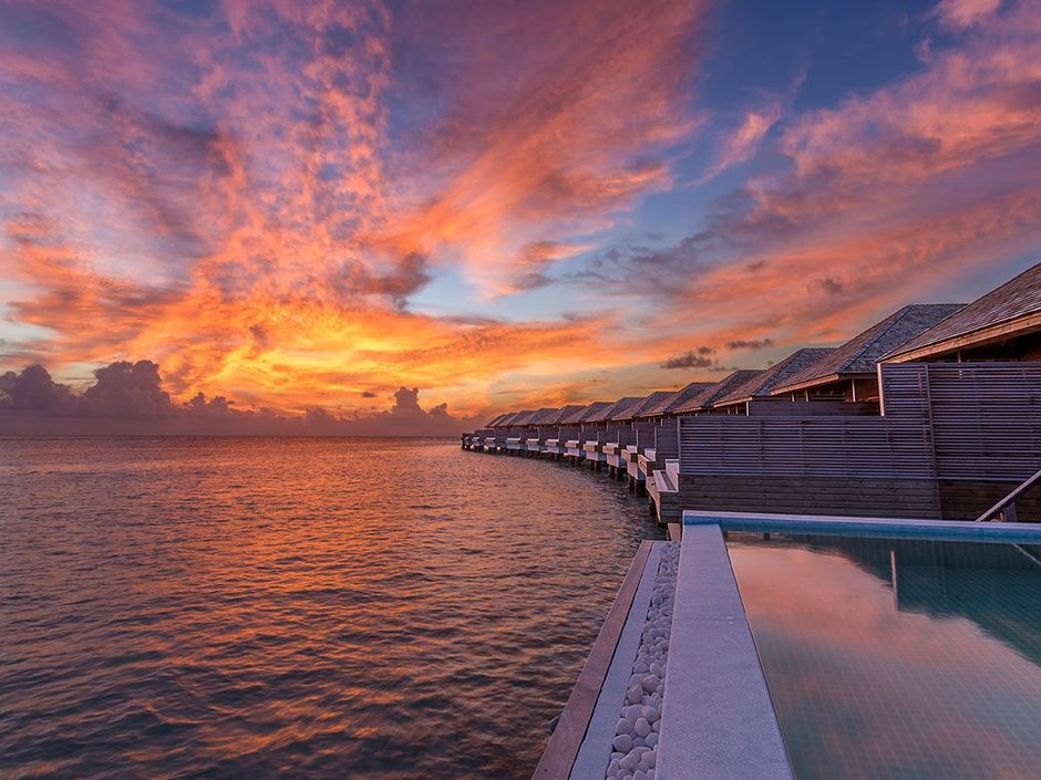HURAWALHI ISLAND RESORT 5*