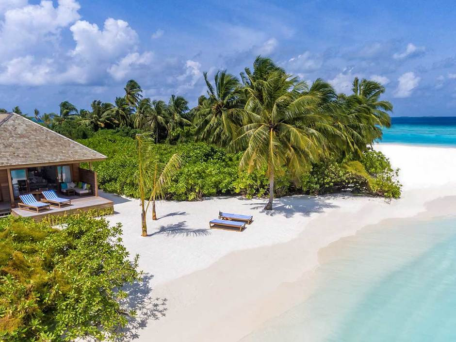 HURAWALHI ISLAND RESORT 5*
