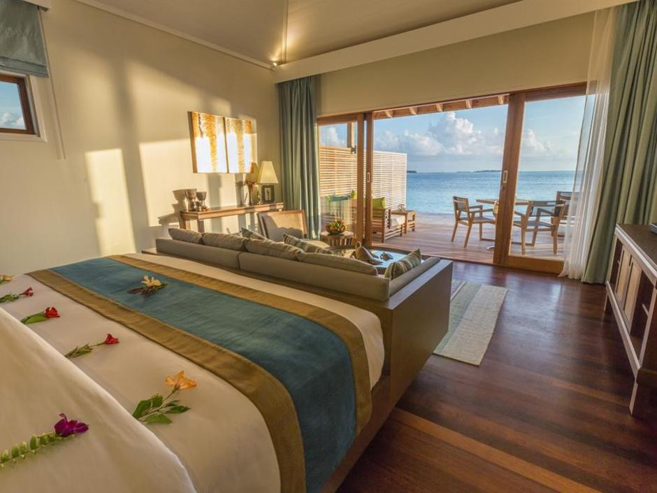HURAWALHI ISLAND RESORT 5*