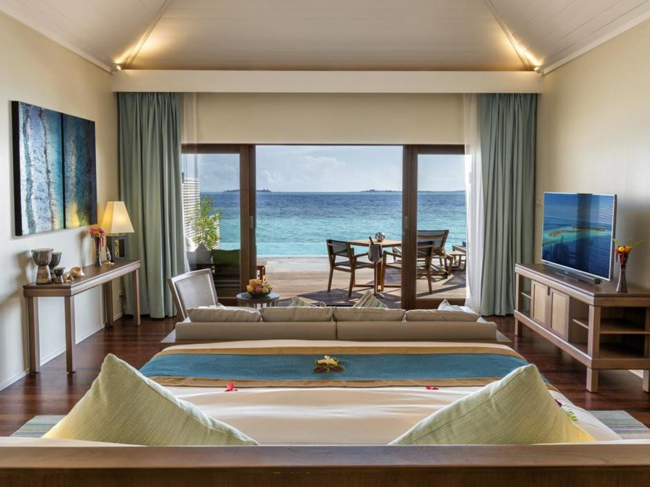 HURAWALHI ISLAND RESORT 5*