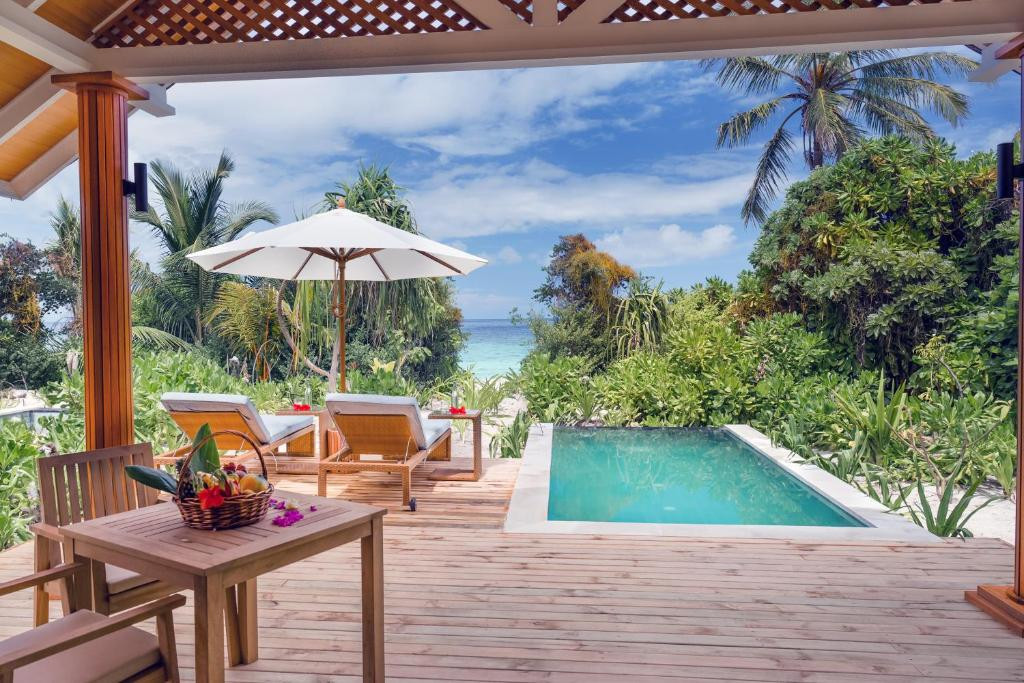 KUDAFUSHI RESORT & SPA 5*