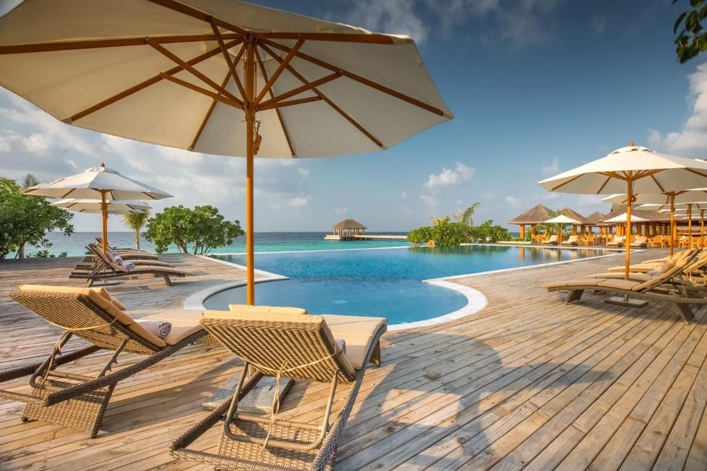 KUDAFUSHI RESORT & SPA 5*