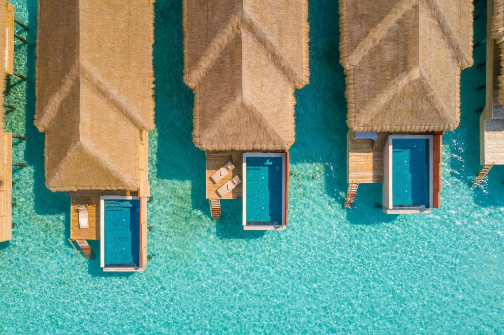 KUDAFUSHI RESORT & SPA 5*