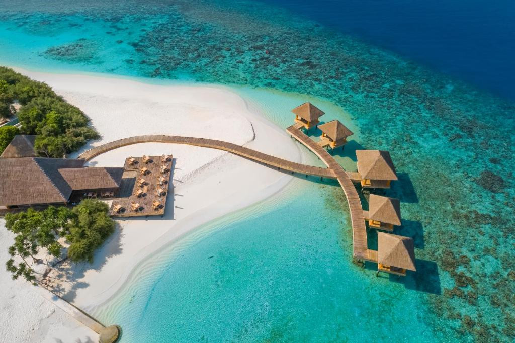 KUDAFUSHI RESORT & SPA 5*