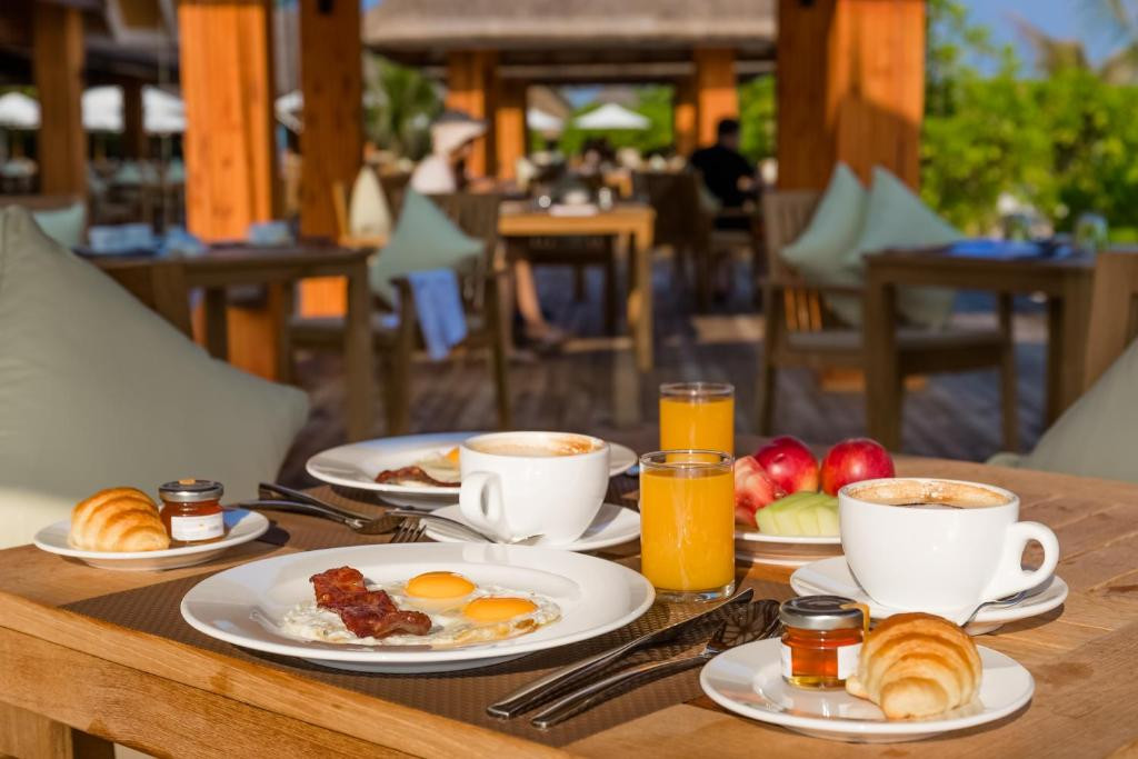 KUDAFUSHI RESORT & SPA 5*