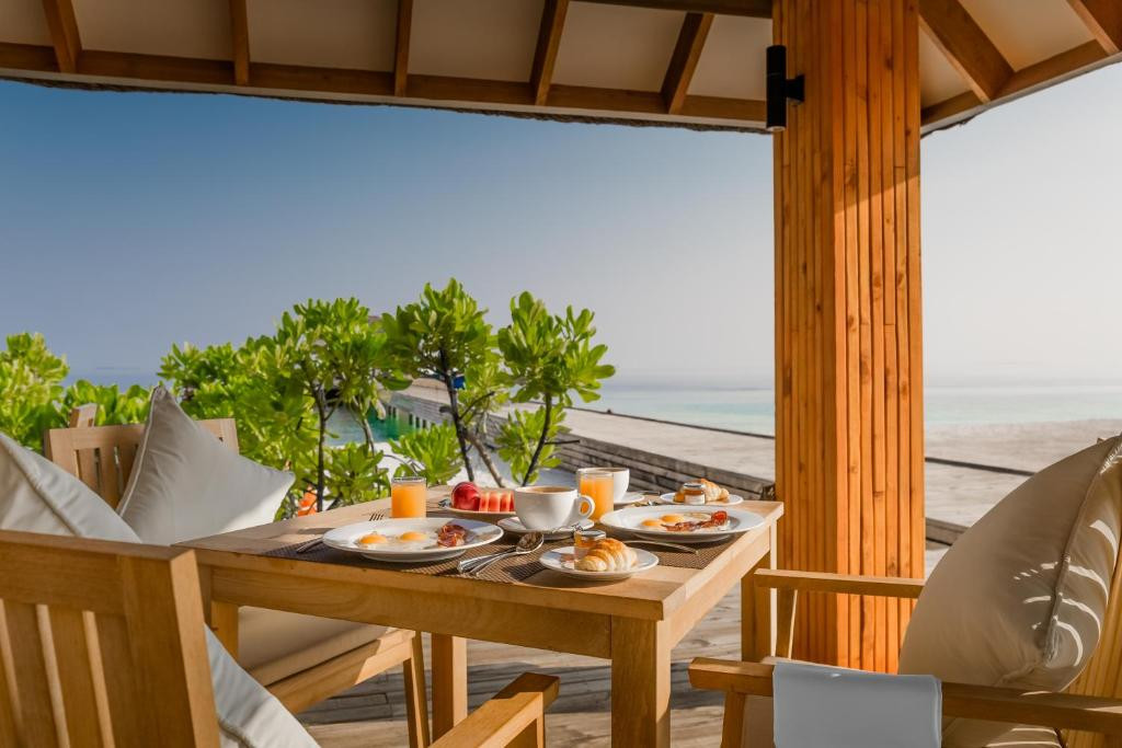 KUDAFUSHI RESORT & SPA 5*