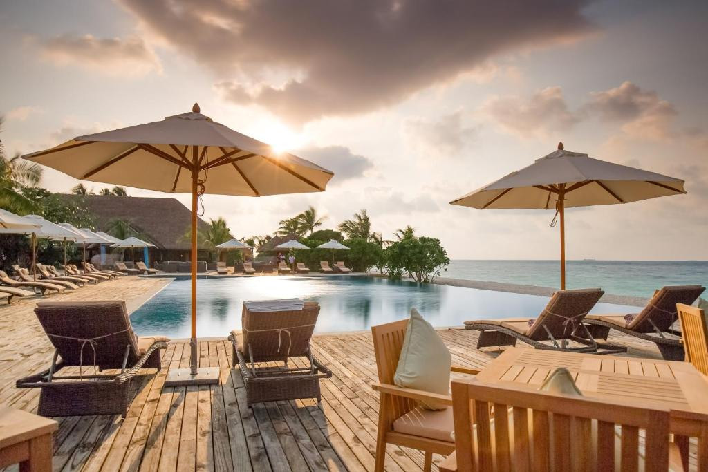 KUDAFUSHI RESORT & SPA 5*