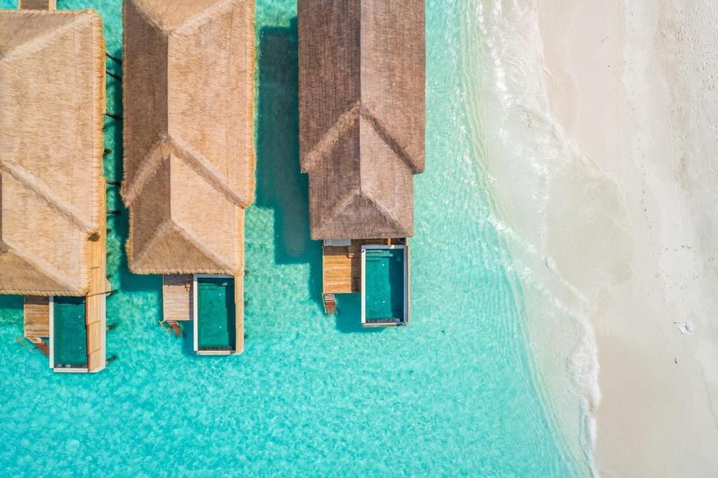 KUDAFUSHI RESORT & SPA 5*