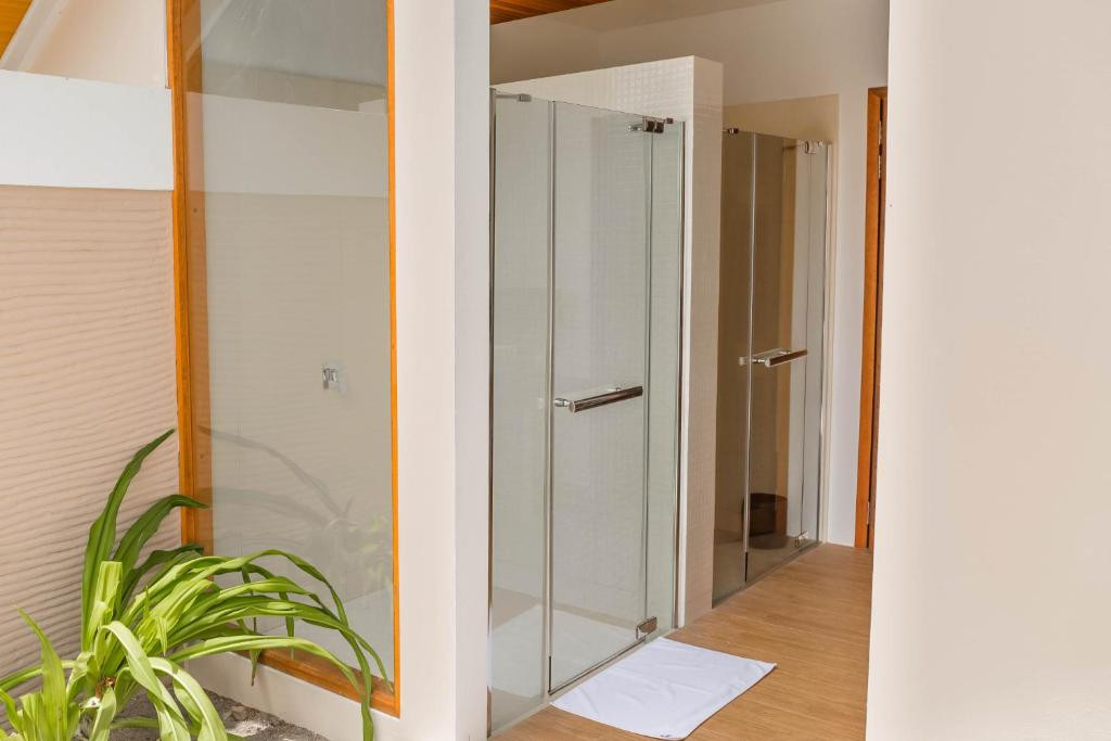 KUDAFUSHI RESORT & SPA 5*