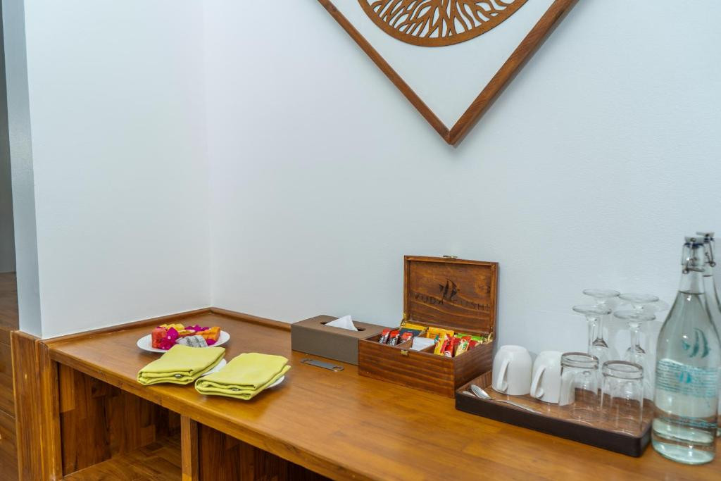 KUDAFUSHI RESORT & SPA 5*