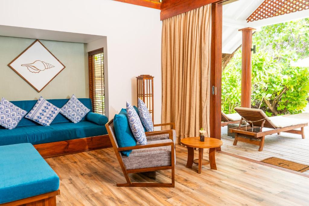 KUDAFUSHI RESORT & SPA 5*