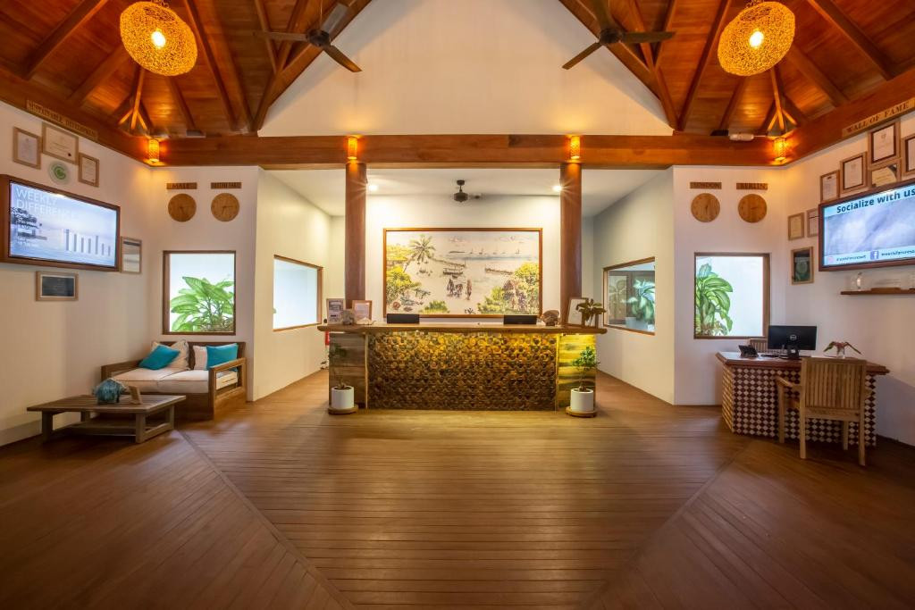 REETHI FARU RESORT 4*