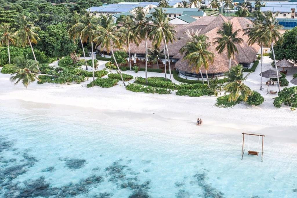 REETHI FARU RESORT 4*