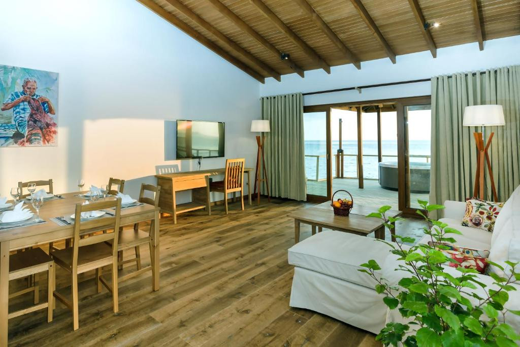 REETHI FARU RESORT 4*