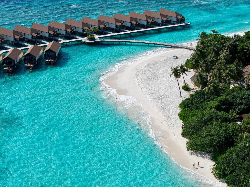 REETHI FARU RESORT 4*