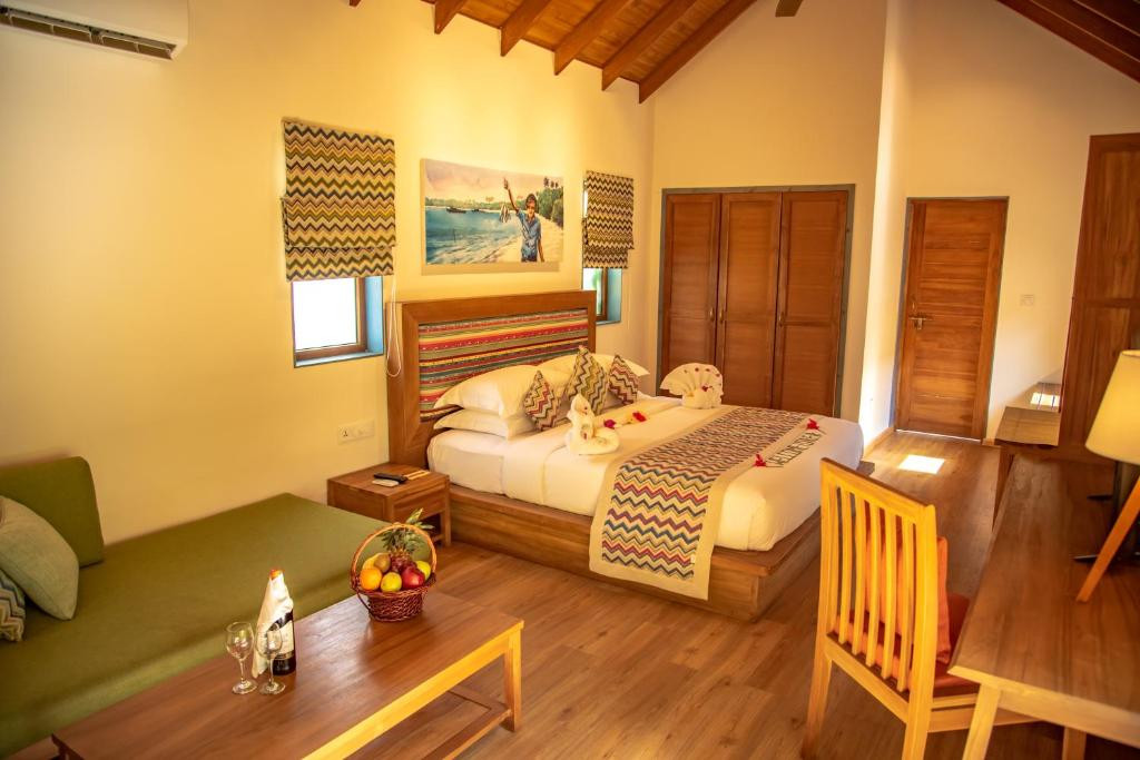 REETHI FARU RESORT 4*