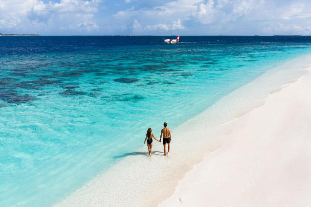 REETHI FARU RESORT 4*