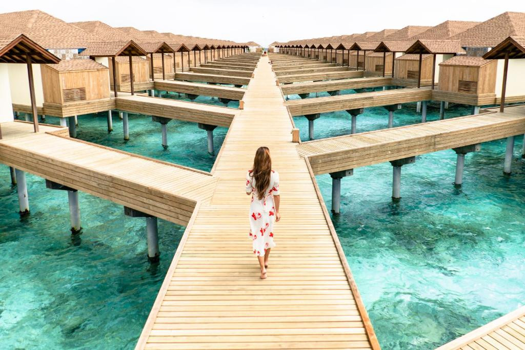 REETHI FARU RESORT 4*
