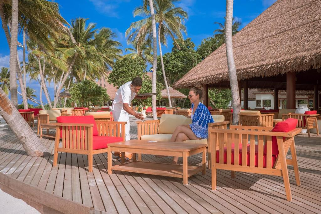 REETHI FARU RESORT 4*