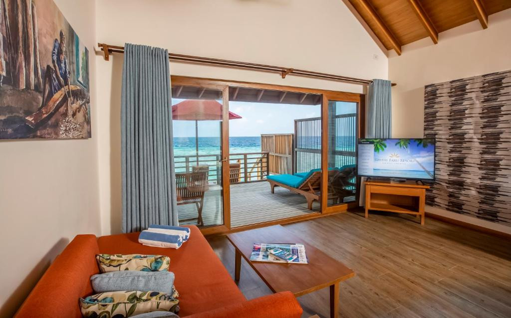REETHI FARU RESORT 4*