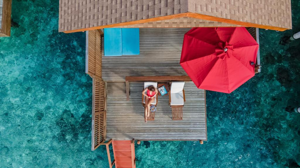 REETHI FARU RESORT 4*