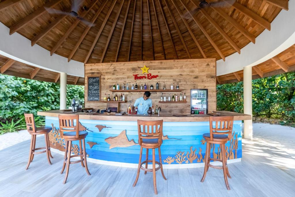 REETHI FARU RESORT 4*