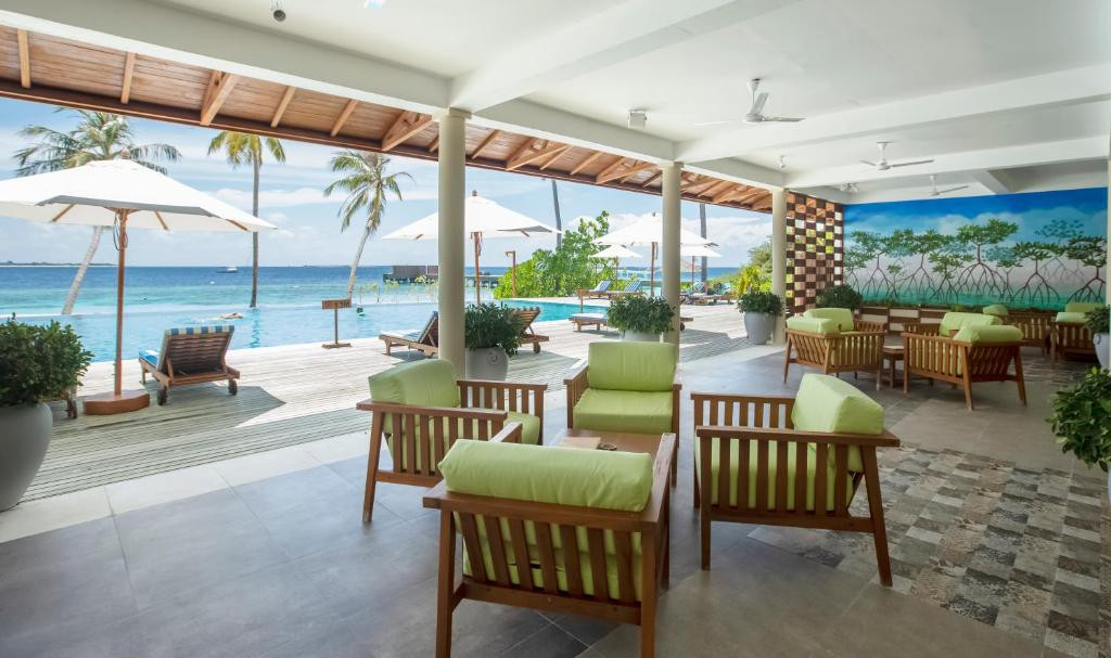 REETHI FARU RESORT 4*