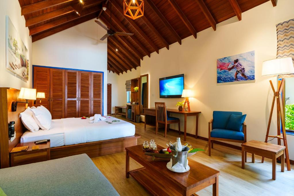 REETHI FARU RESORT 4*