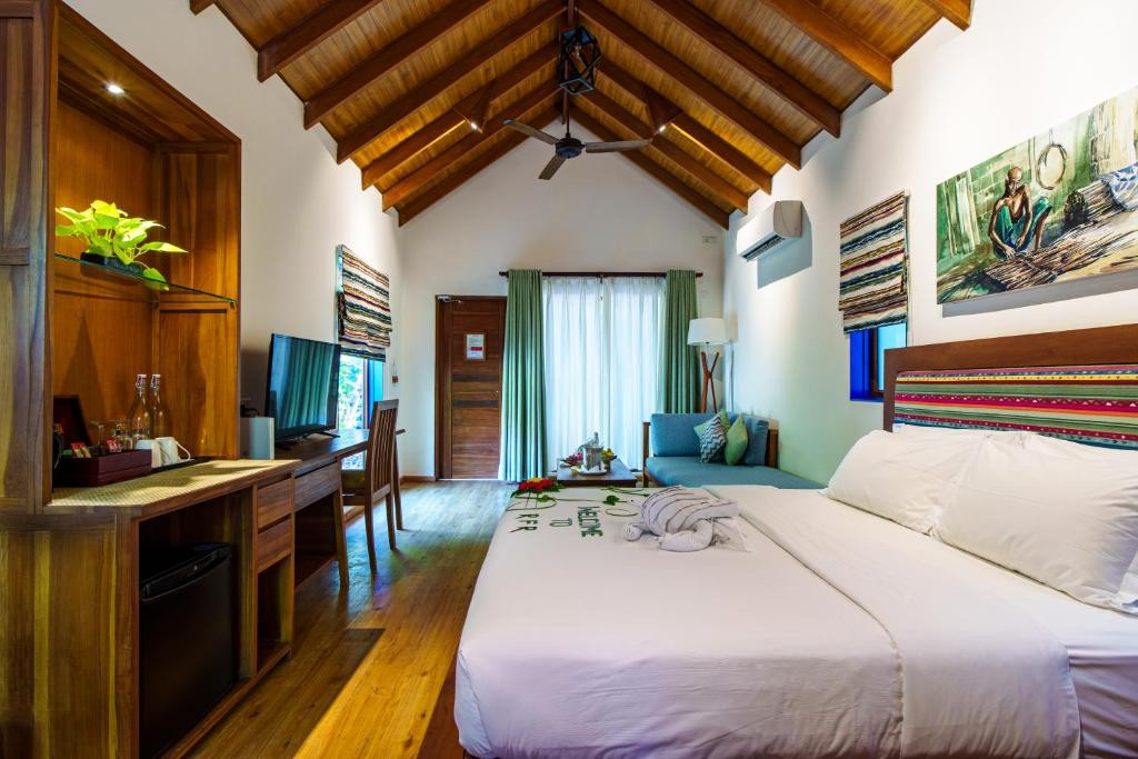REETHI FARU RESORT 4*
