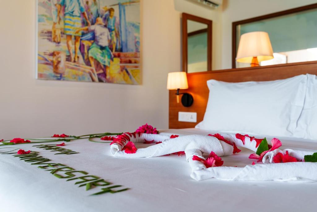 REETHI FARU RESORT 4*