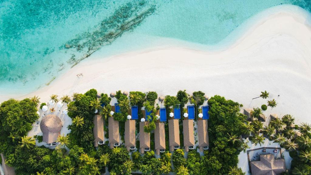 REETHI FARU RESORT 4*