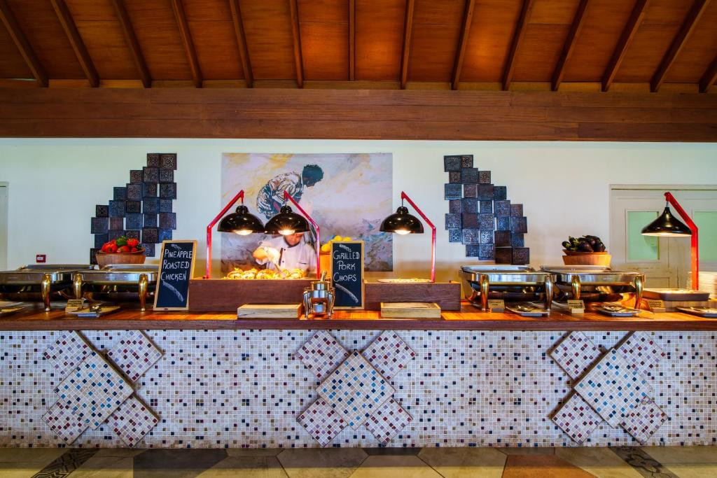 REETHI FARU RESORT 4*