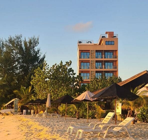 AIMI BEACH GULHI 3*